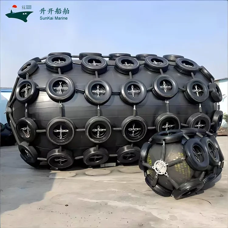 Připraveno k odeslání! Dávka námořních blatníků pro doky dokončena v Qingdao SunKai Marine Supplies Co., Ltd., připravena k dodání